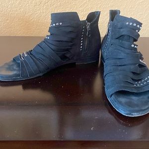 Steve Madden shoes double zip